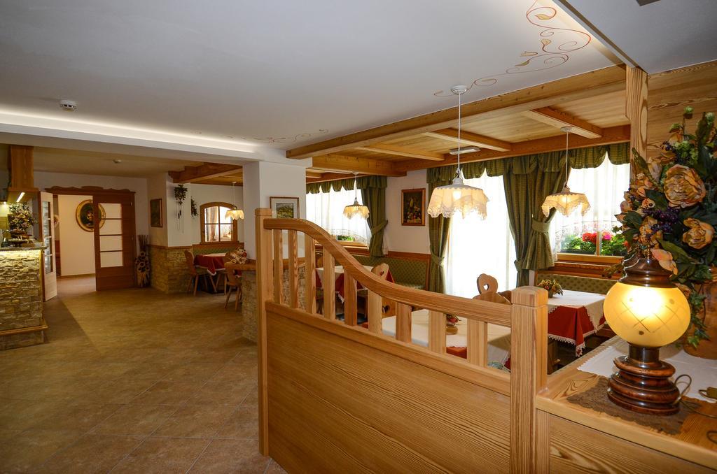 Hotel Stella Alpina Moena Exterior photo